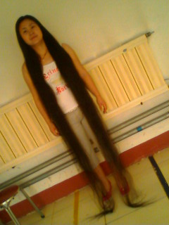 Small photo of 2 meters long hair