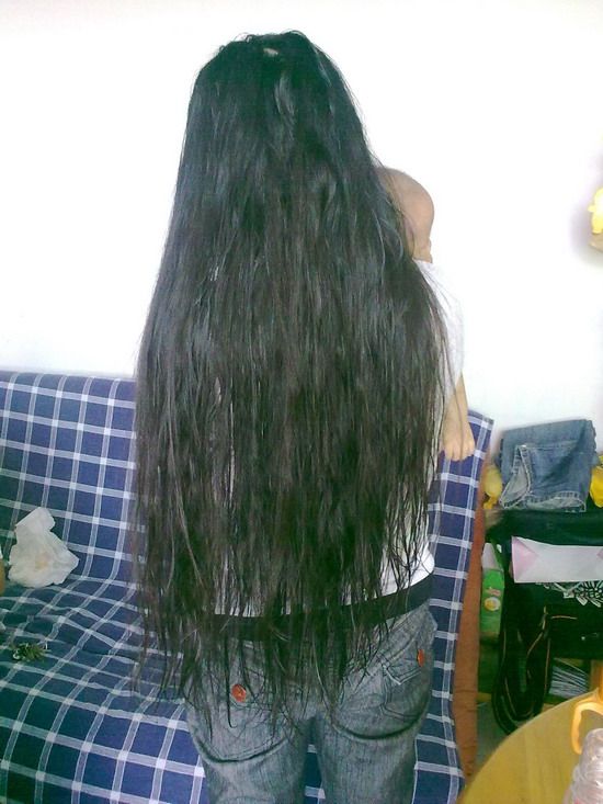 Long hair mother from Shenzhen city, Guangdong province
