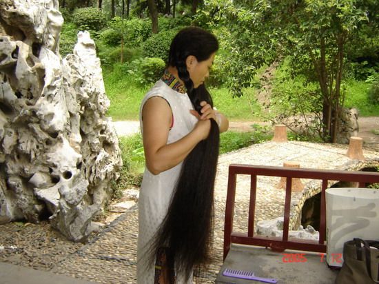 Qi Liping's long hair photos in 2005