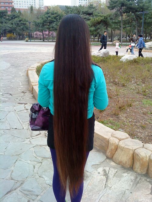 1.1 meters long hair shown in detail