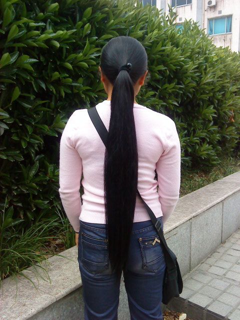 Thigh length long hair girl from Suzhou city, Jiangsu Province