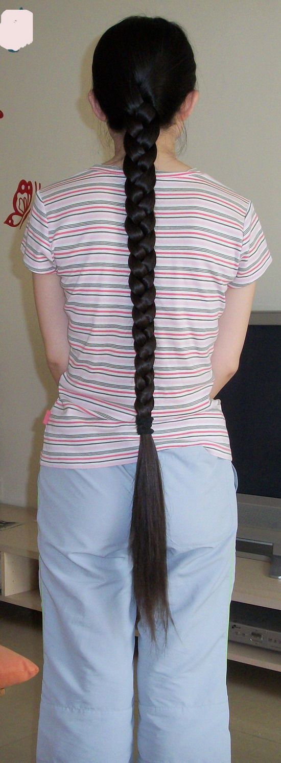 whitefox10's 1 meter long hair