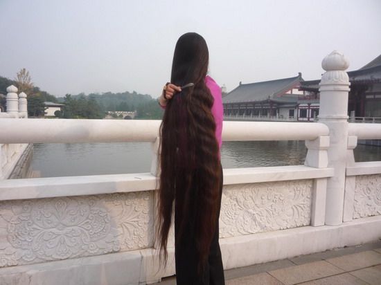 Long hair from Xi'an city, Shaanxi province