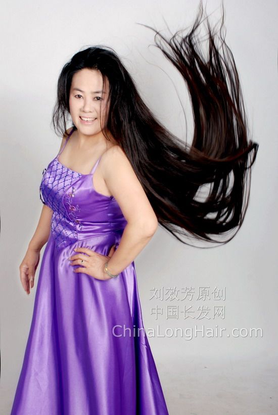 Liu Xiaofang's artistic long hair photos