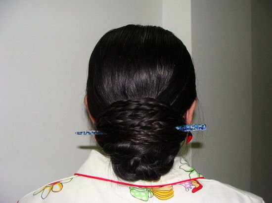 Lady made big bun for Chinese New Year