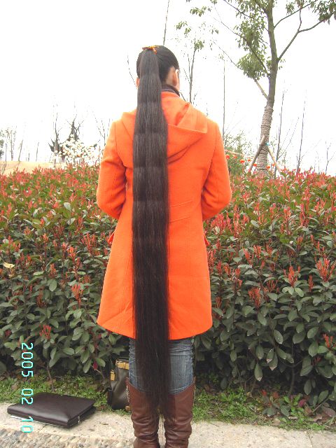 Sun Jie's long ponytail