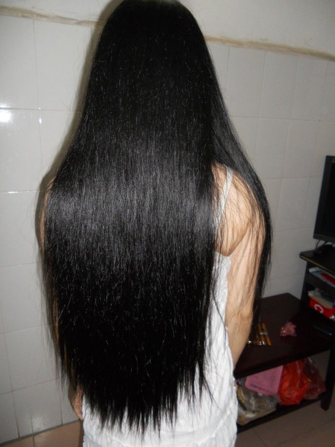 Waist length long hair is also beautiful