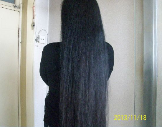 Long hair mother grows hair longer
