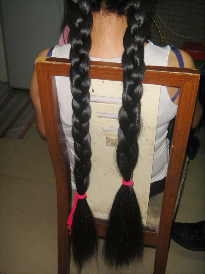 1 meter long hair lady