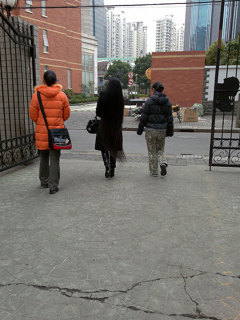 Streetshot of floor length long hair by lvhuiyong in Shenyang