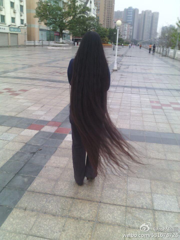 Floor length long hair photos from Chinese twitter-2