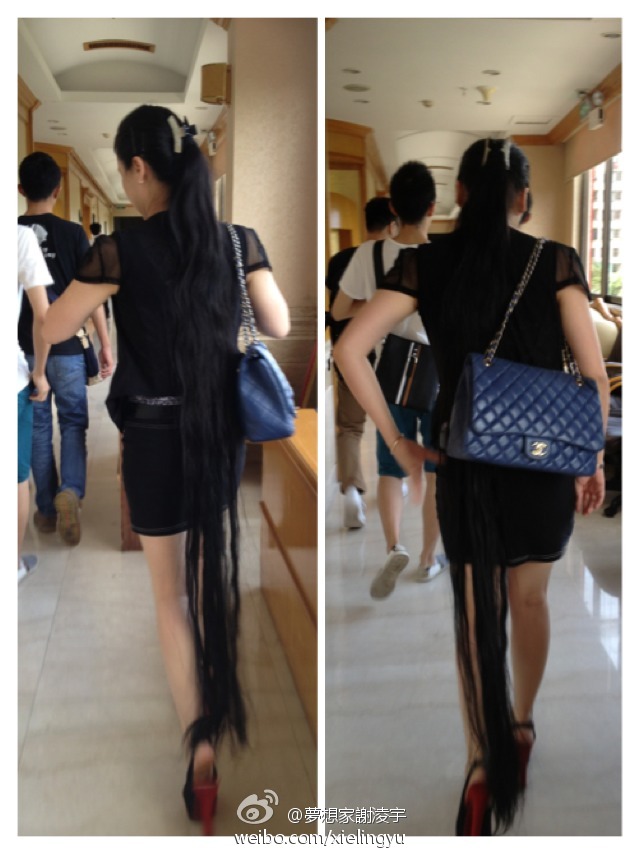 Walk with long ponytail almost reach her ankle-2