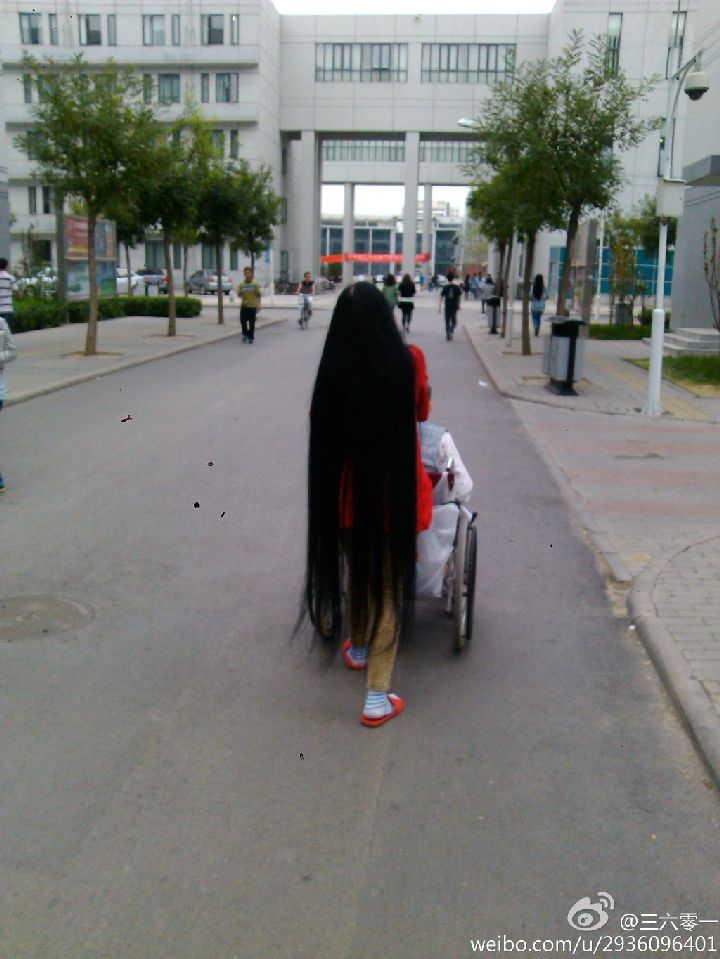 Super long hair on hospital road