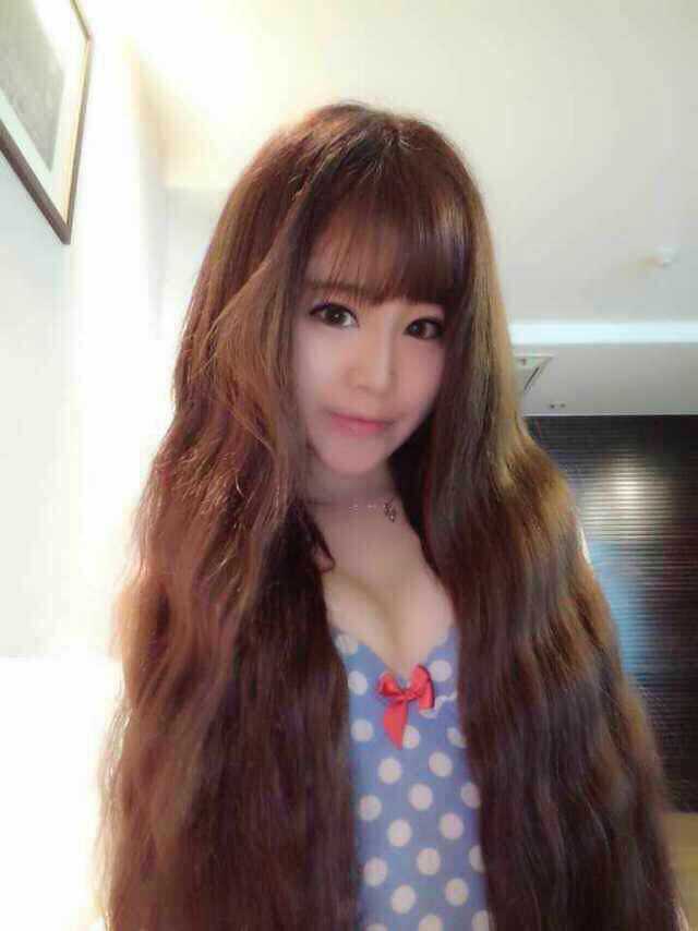 Beautiful girl with waist length long hair-2 - [ChinaLongHair.com]