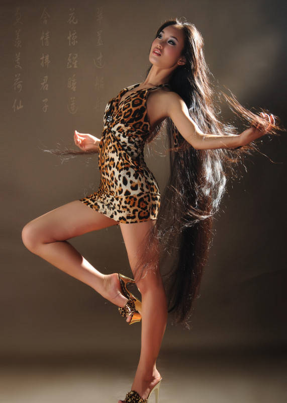 Some Gorgeous Long Hair Photos From Chinese Twitter []