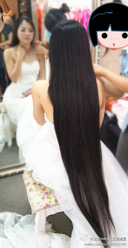 Some gorgeous long hair photos from Chinese twitter