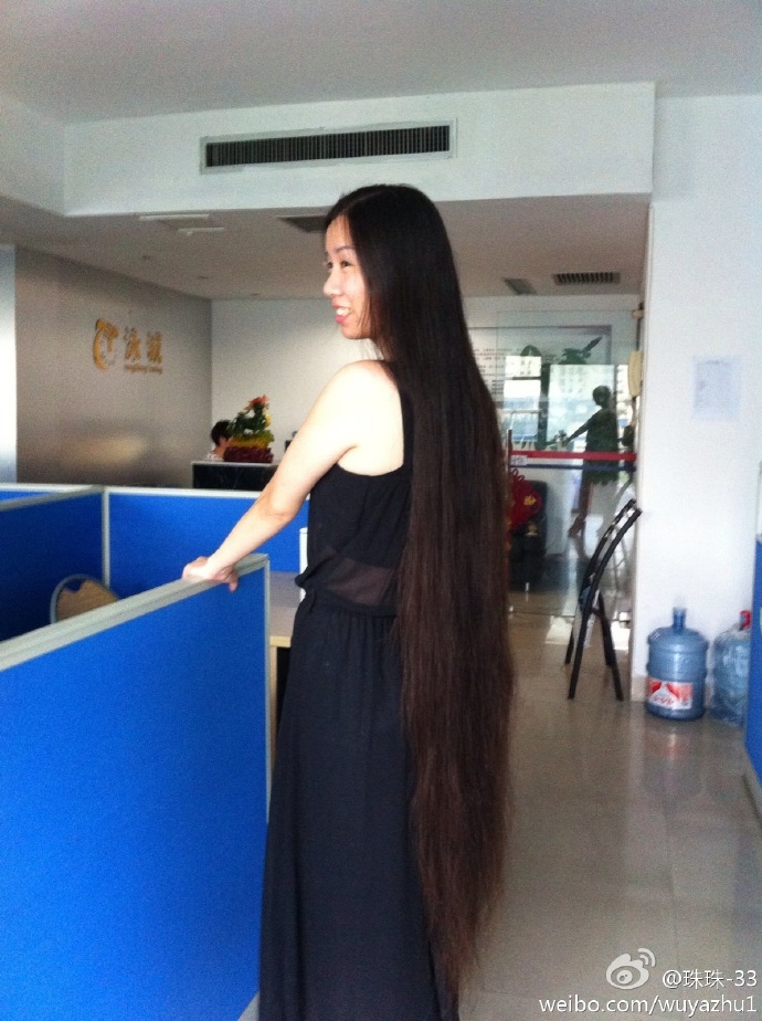 Some gorgeous long hair photos from Chinese twitter-3