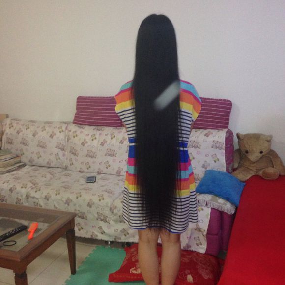 Knee length long hair