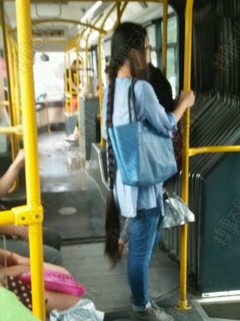 I saw a calf length long hair girl on bus yesterday - []